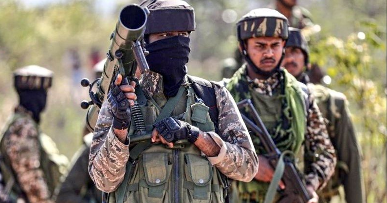 కశ్మీర్‌లో ఉగ్రవాదుల కోసం కొనసాగుతున్న కూంబింగ్…
