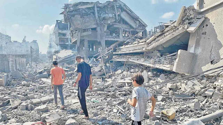 ప్రపంచం మంటల్లో..! 50 దేశాల్లో యుద్ధాలు, ఘర్షణలు – 130 కోట్ల మందికి ప్రభావం….