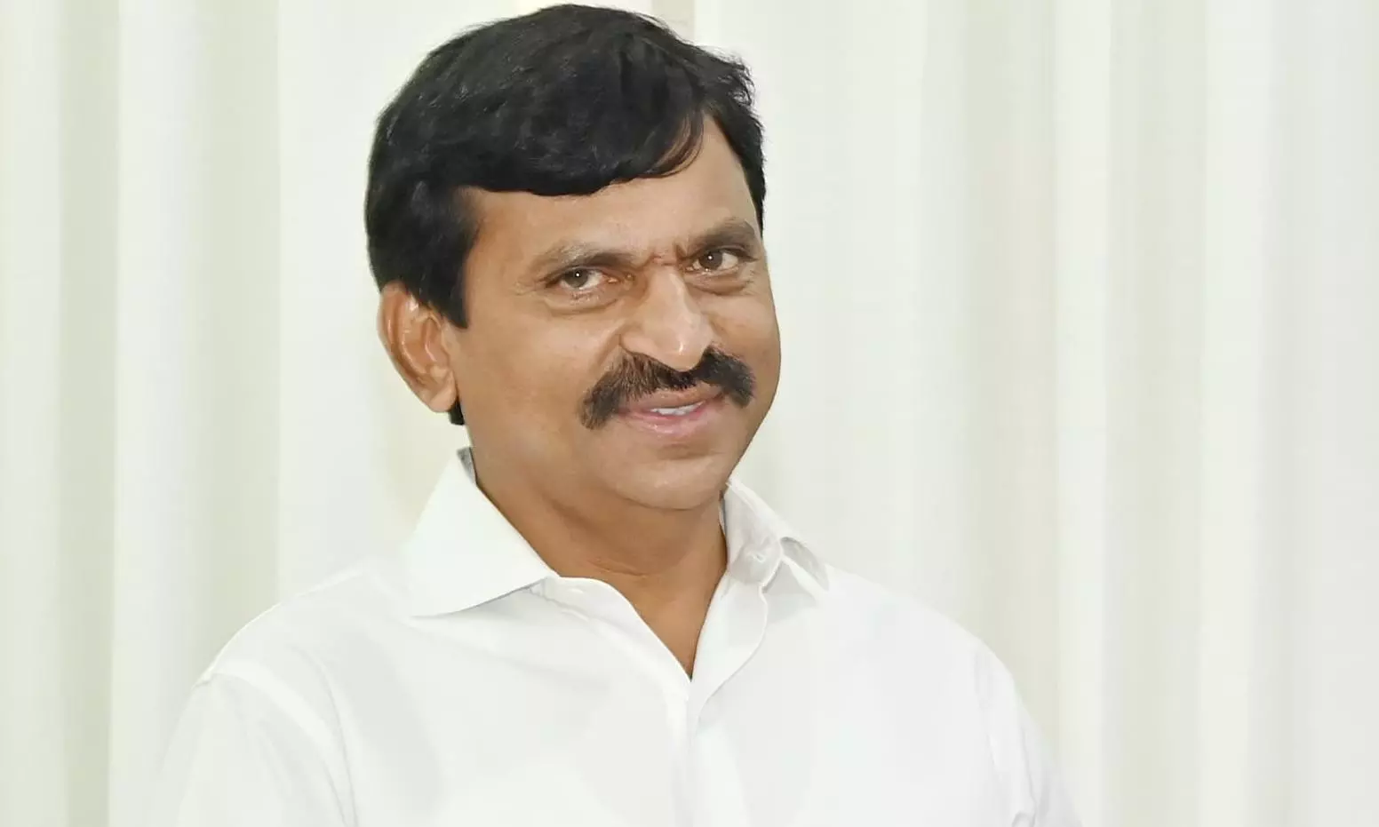రెవెన్యూ గ్రామాల్లో అధికారులే సర్వేకి వస్తారు: మంత్రి పొంగులేటి…. రెవెన్యూ గ్రామాల్లో అధికారులే సర్వేకి వస్తారు: మంత్రి పొంగులేటి….