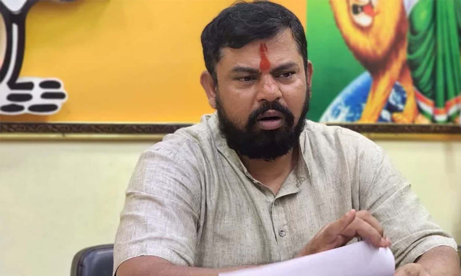 జేపీ ఎమ్మెల్యే రాజాసింగ్కు పోలీసుల నోటీసులు….. జేపీ ఎమ్మెల్యే రాజాసింగ్కు పోలీసుల నోటీసులు…..