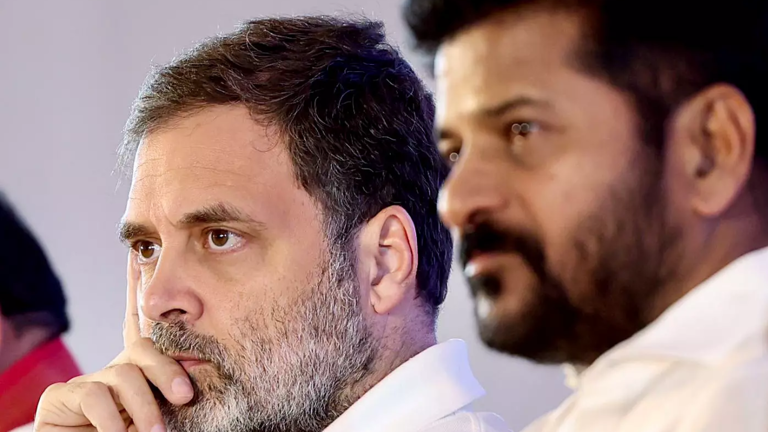 రేవంత్ అవుట్.. భట్టి ఇన్! ఢిల్లీలో సీఎం రేవంత్కు షాక్ ఇచ్చిన రాహుల్. రేవంత్ అవుట్.. భట్టి ఇన్! ఢిల్లీలో సీఎం రేవంత్కు షాక్ ఇచ్చిన రాహుల్.