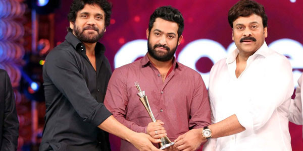 చిరంజీవి ఎవరు? నోరుజారిన ఎన్టీఆర్‌.. నాగార్జున సీరియస్‌గా వార్నింగ్‌.. తర్వాతి పరిణామాలు షాక్!