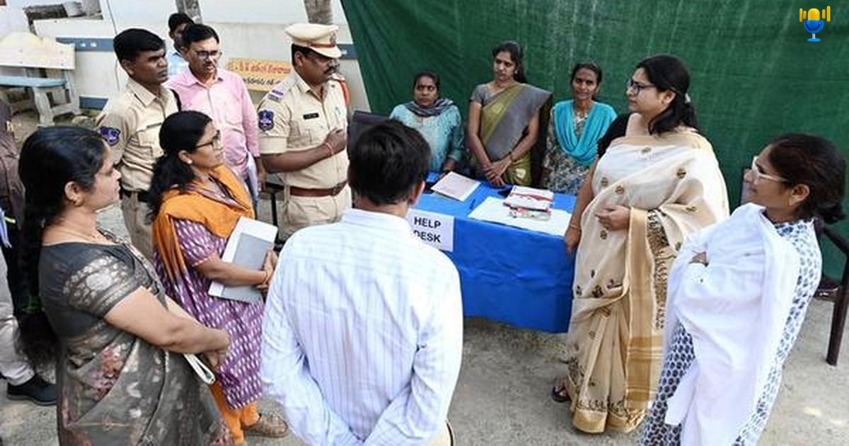 తెలంగాణ పంచాయతీ ఎన్నికలు: తొలి విడత పోలింగ్కు సర్వం సిద్ధం తెలంగాణ పంచాయతీ ఎన్నికలు: తొలి విడత పోలింగ్కు సర్వం సిద్ధం