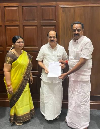 అన్నాడీఎంకేకు భారీ షాక్.. ఆరో ఎమ్మెల్యే రాజీనామా, TVKలో చేరిక? అన్నాడీఎంకేకు భారీ షాక్.. ఆరో ఎమ్మెల్యే రాజీనామా, TVKలో చేరిక?