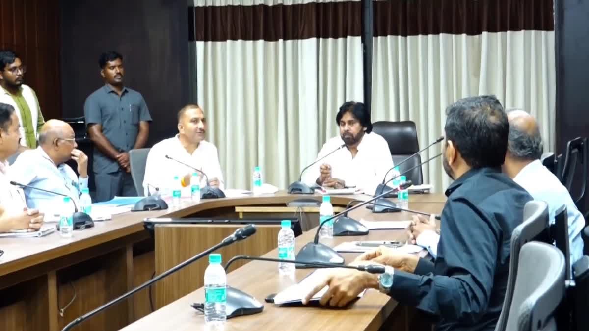 కోస్తా తీరంలో గ్రీన్ బెల్ట్.. పవన్ కల్యాణ్ కీలక ఆదేశాలు