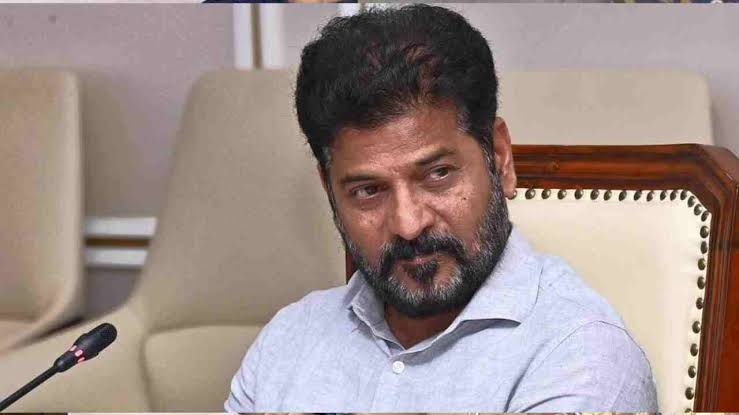 సీఎం రేవంత్ వార్నింగ్.. ఎమ్మెల్యేలకు కీలక ఆదేశాలు, నియోజకవర్గాల్లో ‘సర్’పై ఫోకస్ సీఎం రేవంత్ వార్నింగ్.. ఎమ్మెల్యేలకు కీలక ఆదేశాలు, నియోజకవర్గాల్లో ‘సర్’పై ఫోకస్