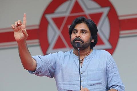 నేడు జనసేన పార్లమెంటరీ పార్టీ సమావేశం.. ఎంపీలకు పవన్ కళ్యాణ్ దిశానిర్దేశం నేడు జనసేన పార్లమెంటరీ పార్టీ సమావేశం.. ఎంపీలకు పవన్ కళ్యాణ్ దిశానిర్దేశం