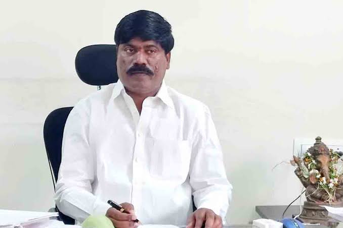 పెద్ది సుదర్శన్రెడ్డి మృతి.. సీఎం రేవంత్ సహా పలువురు నేతల తీవ్ర సంతాపం పెద్ది సుదర్శన్రెడ్డి మృతి.. సీఎం రేవంత్ సహా పలువురు నేతల తీవ్ర సంతాపం