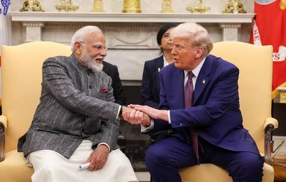 రష్యా ఆంక్షల బిల్లుకు ట్రంప్ గ్రీన్ సిగ్నల్.. భారత్పై 100% సుంకాల ముప్పు? రష్యా ఆంక్షల బిల్లుకు ట్రంప్ గ్రీన్ సిగ్నల్.. భారత్పై 100% సుంకాల ముప్పు?