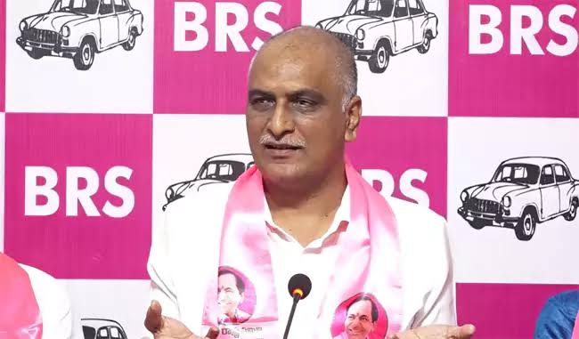 ధరణి, భూభారతిపై విచారణకు సిద్ధమా? రేవంత్కు హరీశ్ సవాల్ ధరణి, భూభారతిపై విచారణకు సిద్ధమా? రేవంత్కు హరీశ్ సవాల్