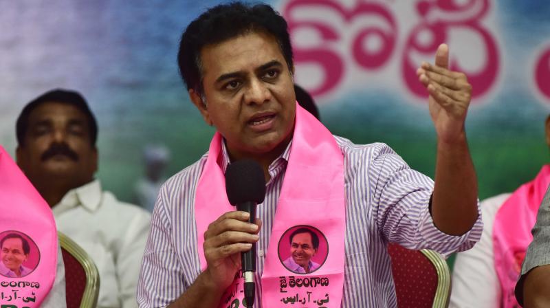 ఇద్దరి ఆస్తులపై విచారణ జరపాలి.. రేవంత్కు కేటీఆర్ ఛాలెంజ్ ఇద్దరి ఆస్తులపై విచారణ జరపాలి.. రేవంత్కు కేటీఆర్ ఛాలెంజ్