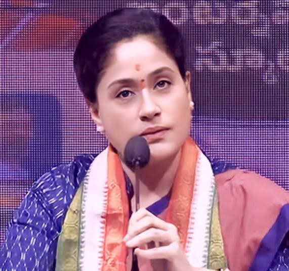 సురేఖ స్థానంలో రాములమ్మ.. కేబినెట్‌లోకి విజయశాంతి?