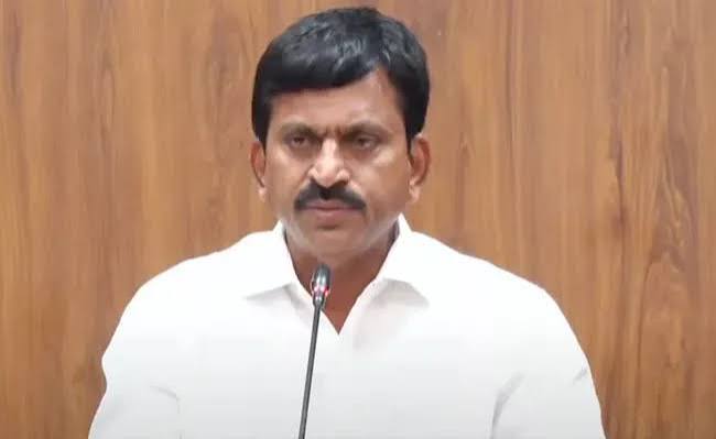 22-ఏ సమస్యలపై తెలంగాణ కీలక నిర్ణయం.. అర్హత ఉన్న భూముల రిజిస్ట్రేషన్లకు గ్రీన్ సిగ్నల్